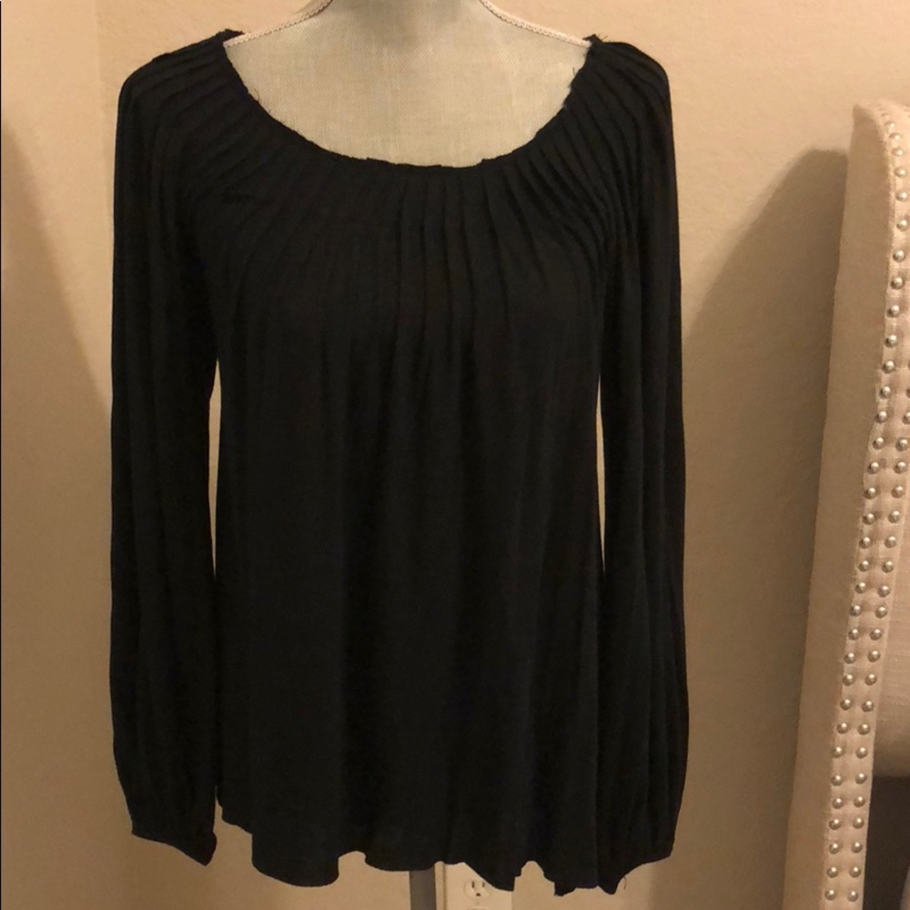 Super soft Bailey 44 black long sleeve shirt.